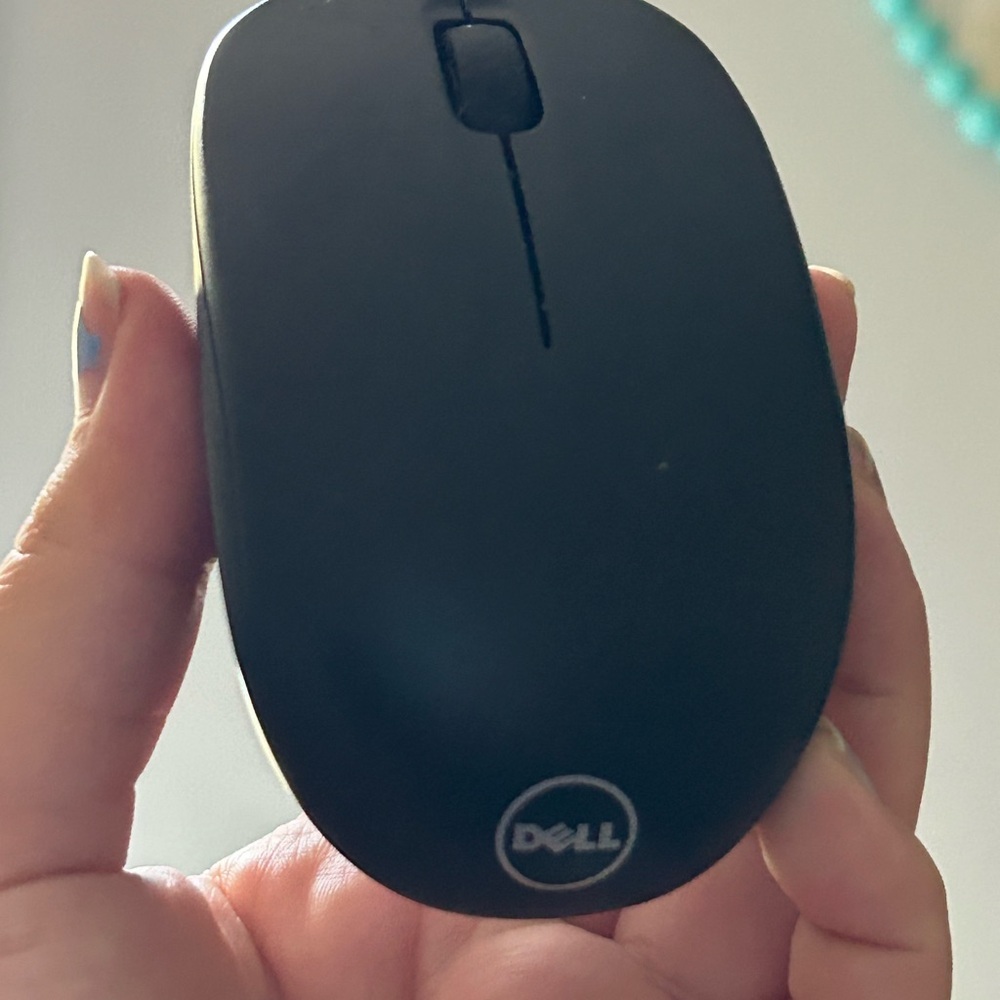 Dell Sleek Black Mouse